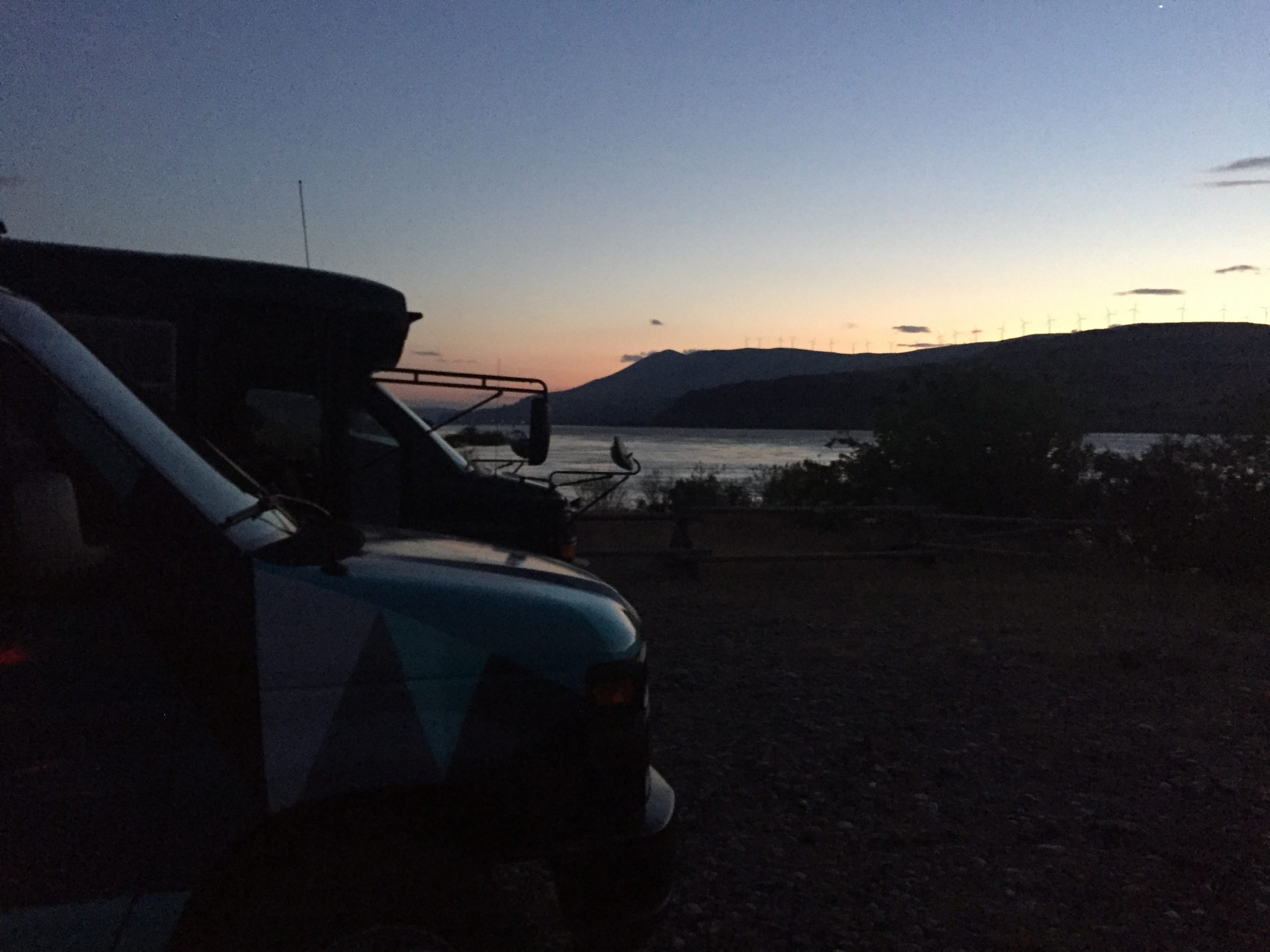 alt="sunset by river"