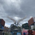 alt="angel statue at Islington"