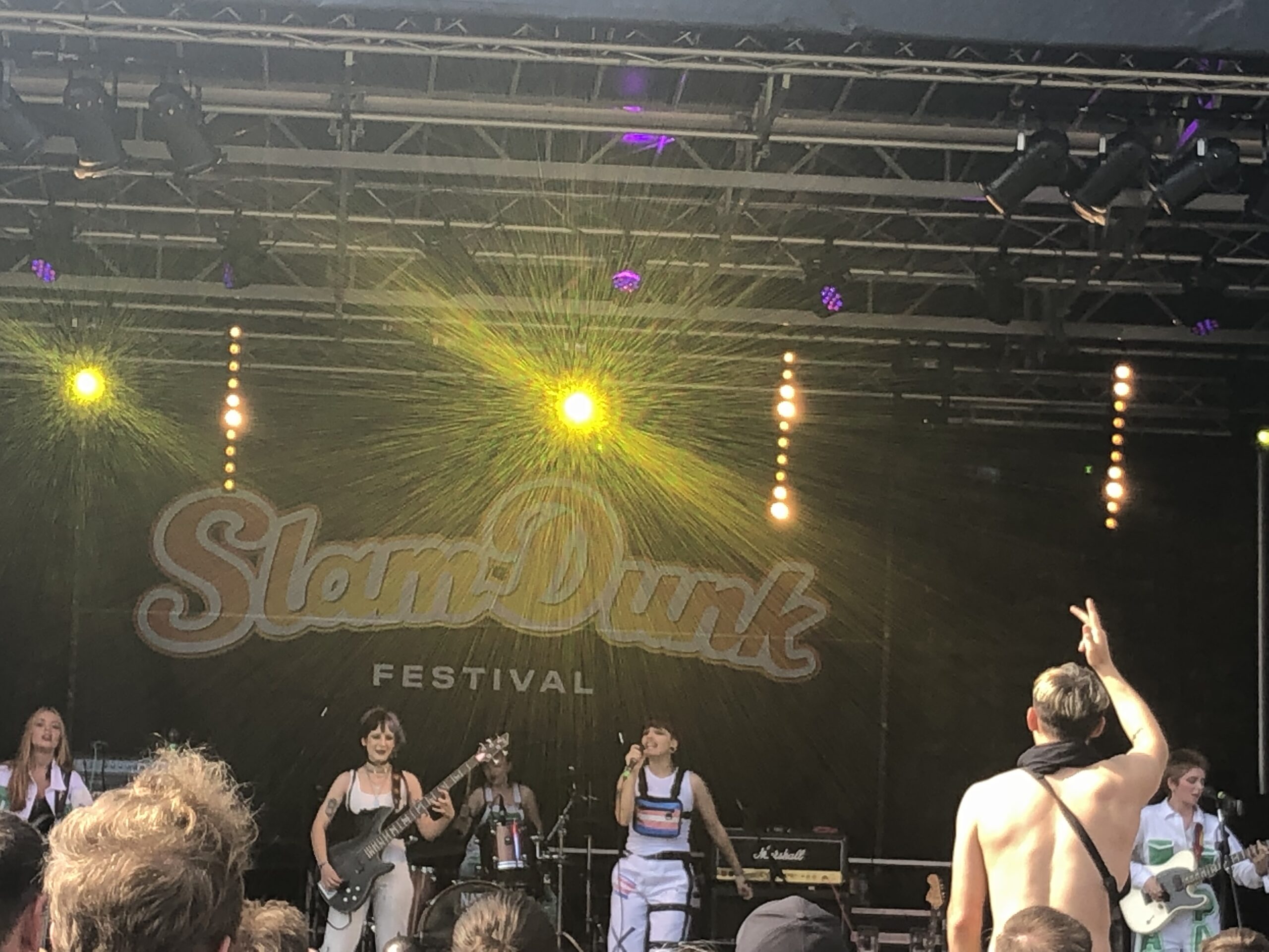 alt="dollskin band on stage"