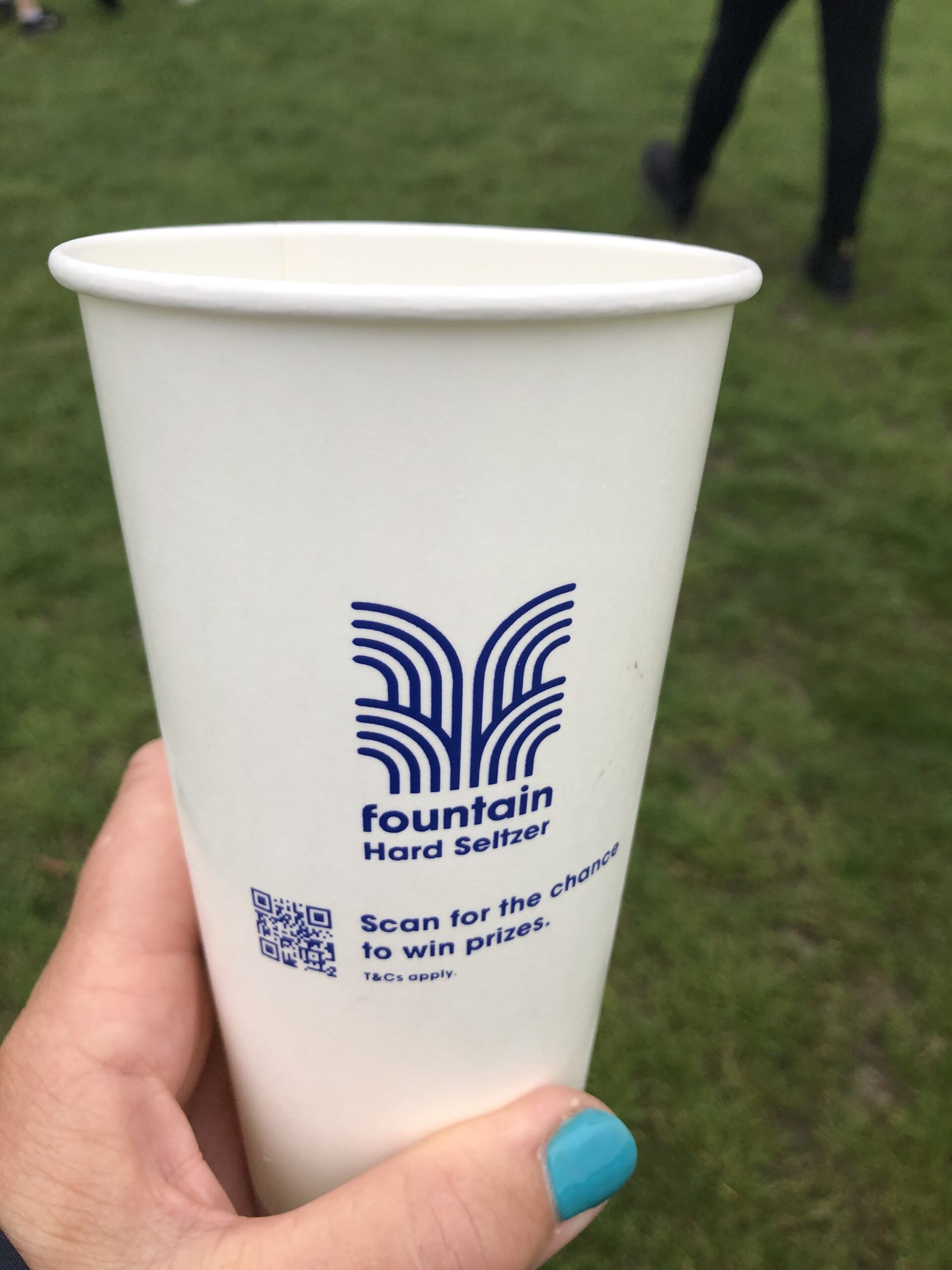alt="parer cup with hard seltzer logo"
