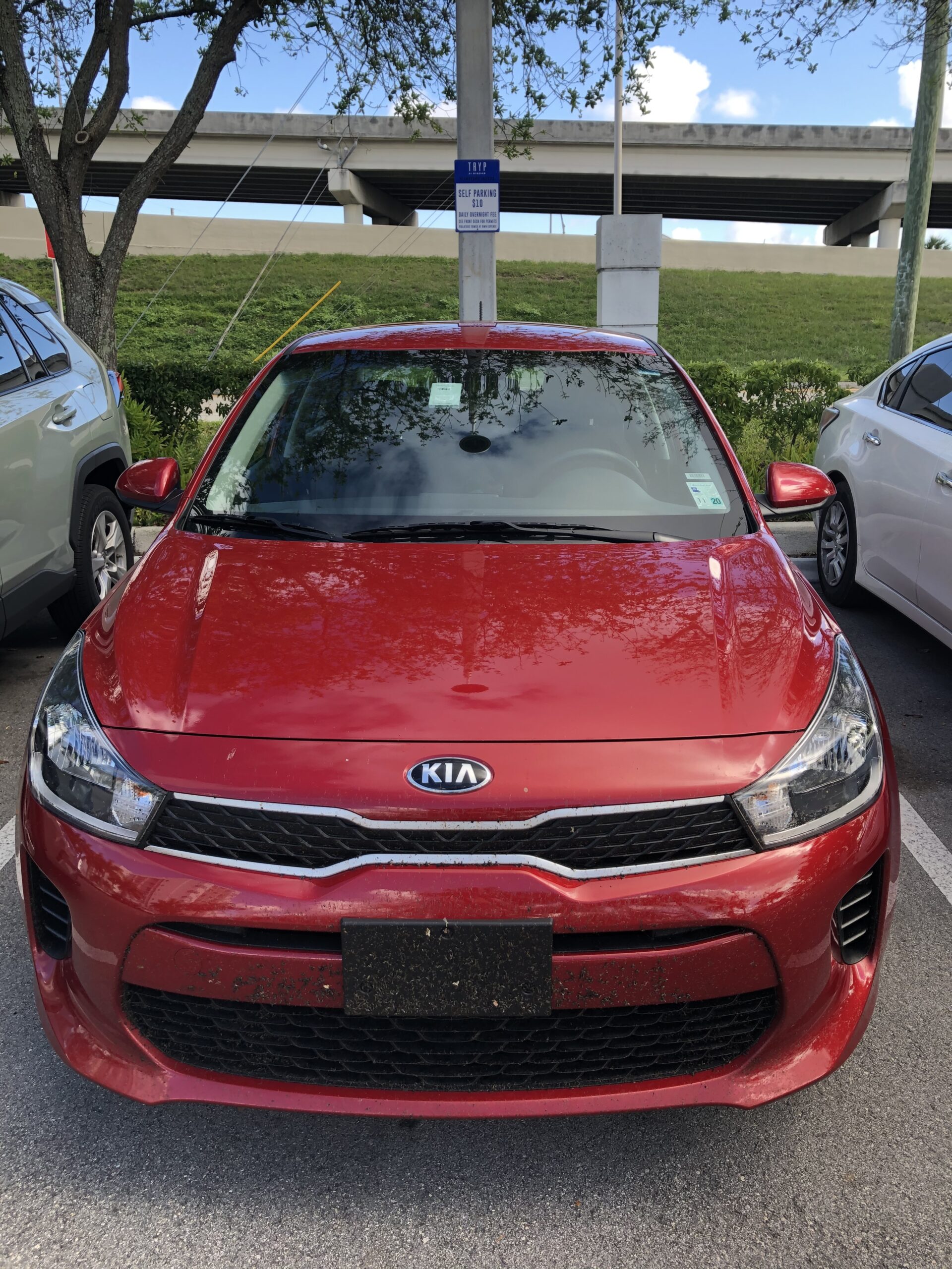 alt="hire car"