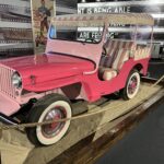 alt="jeep with candy stripe seats"