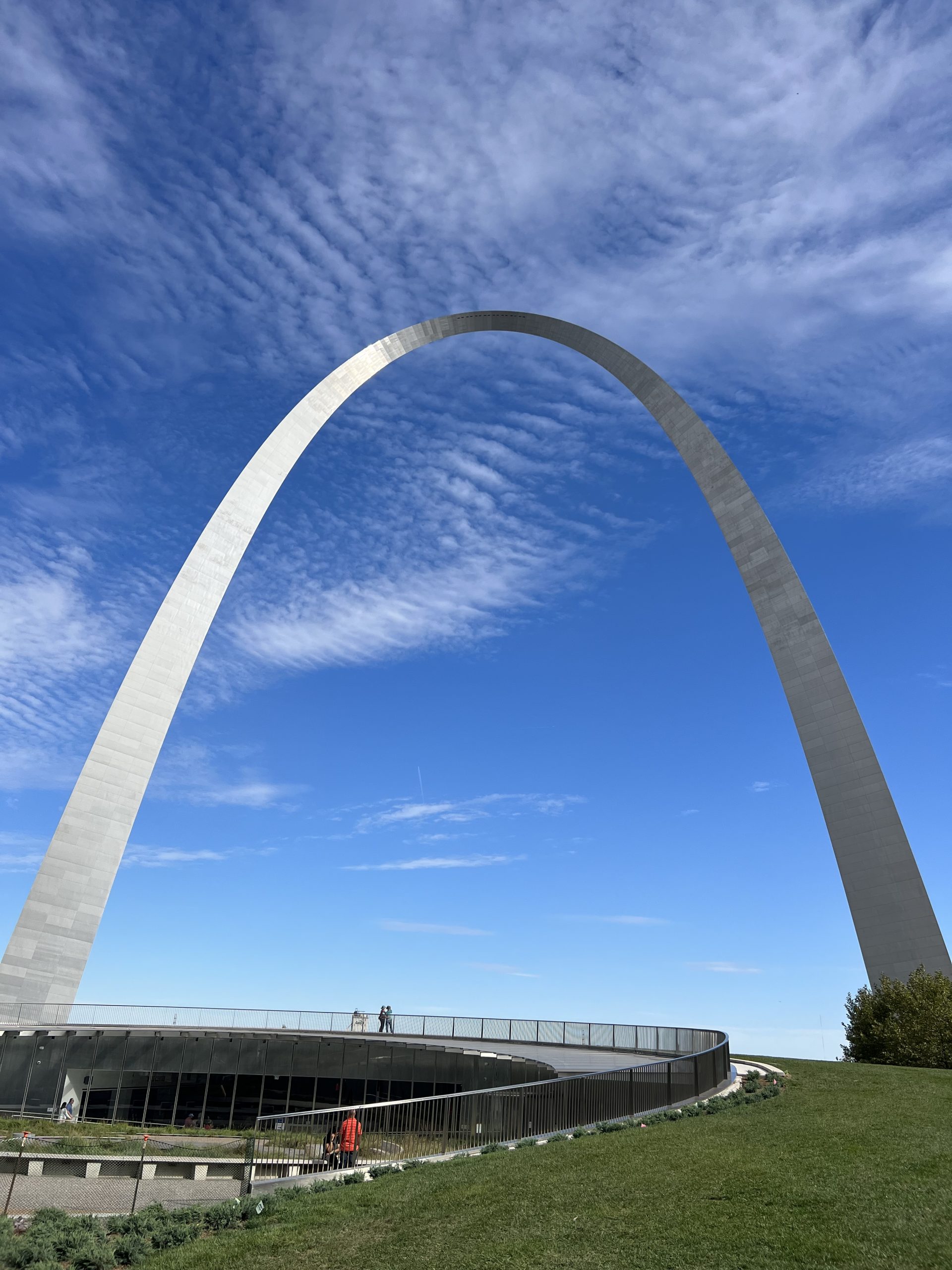 alt="large arch made of metal"
