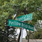 alt="cross road signs"