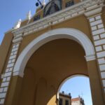 alt="archway"