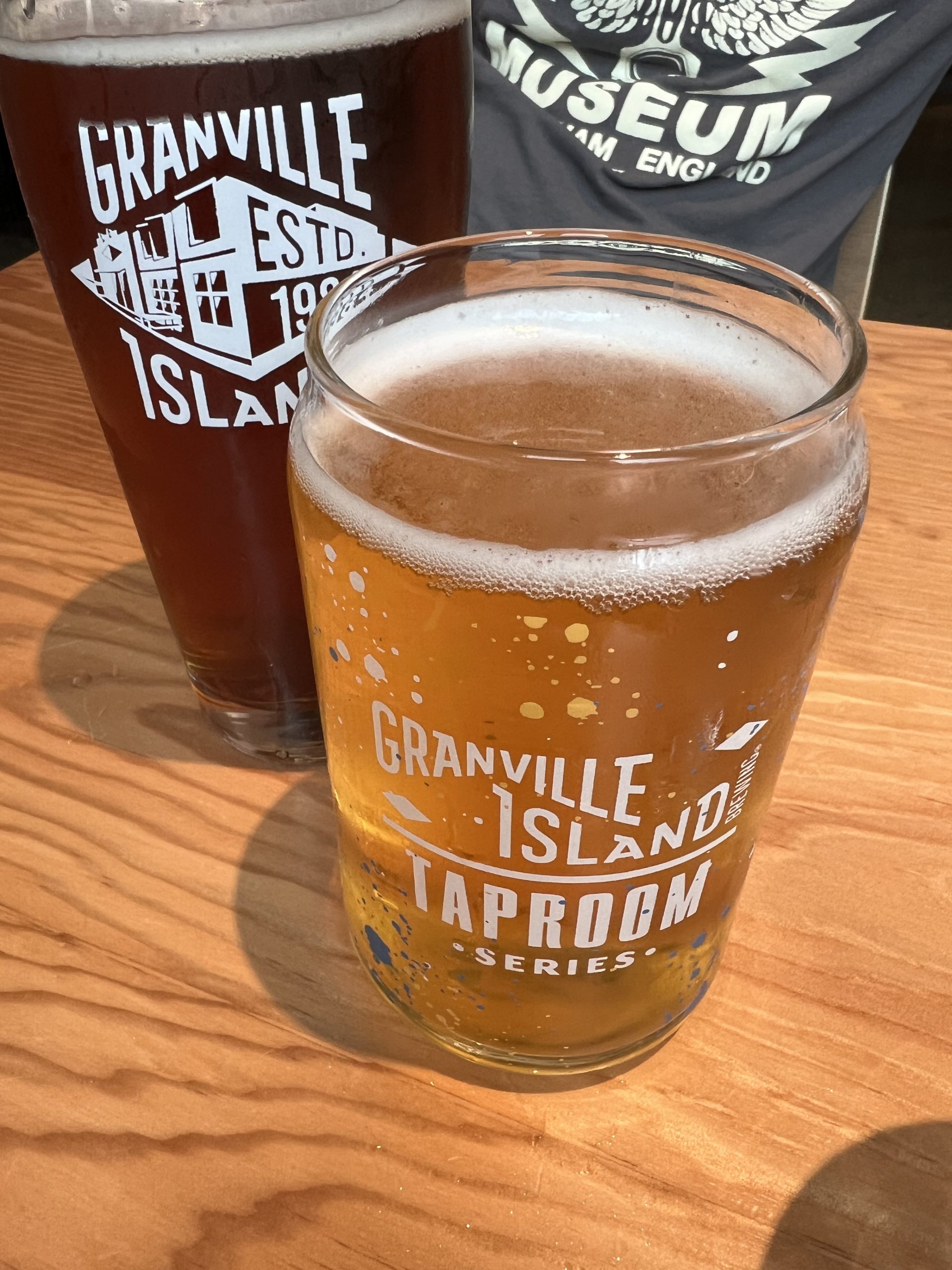 alt="craft beer in glass"