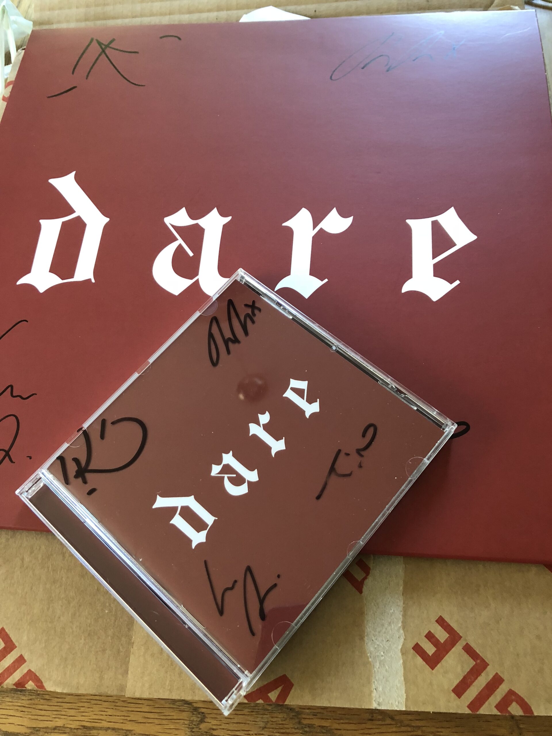 alt="cd & vinyl record"