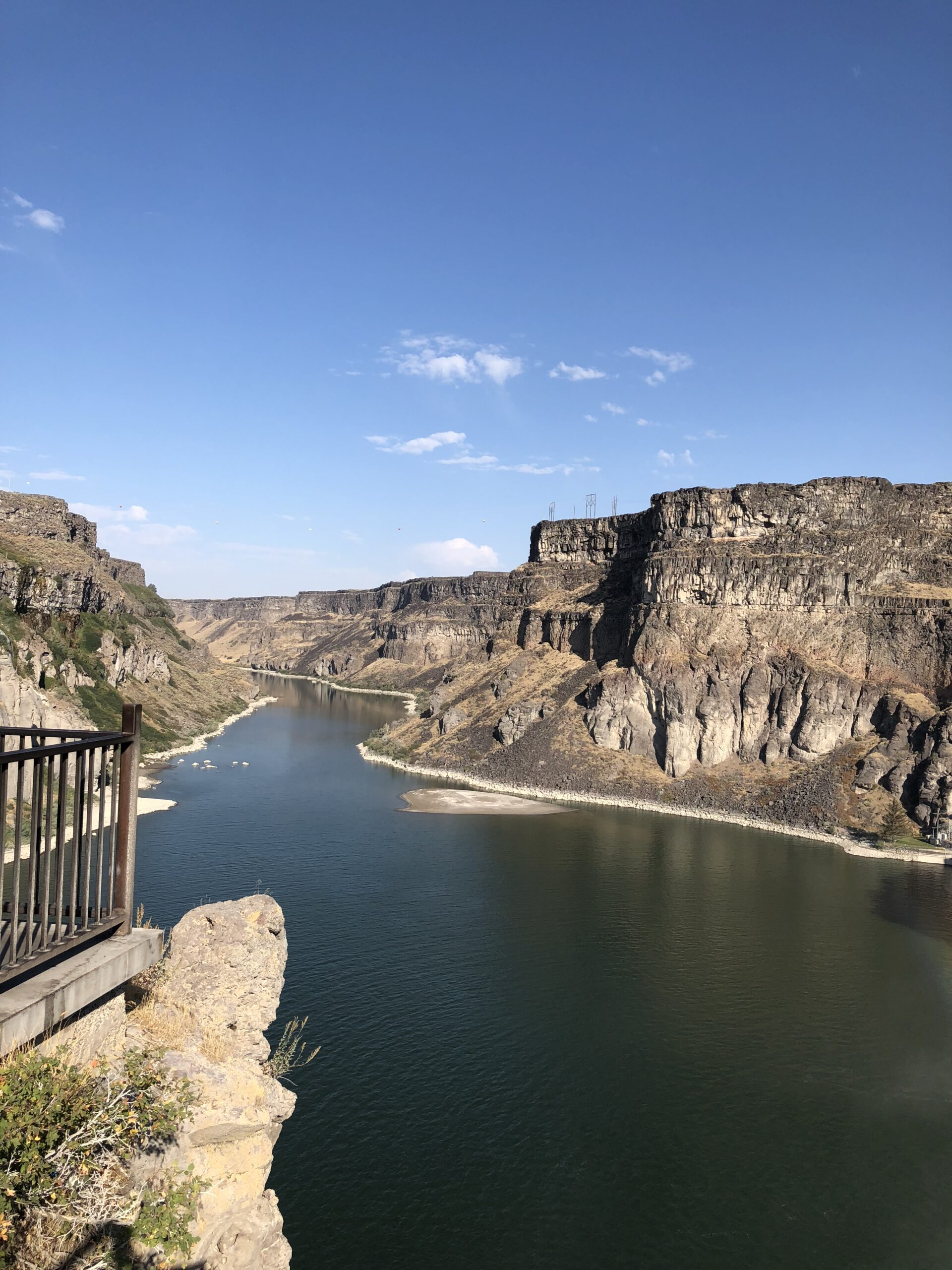 alt="the gorge at Twin Falls"