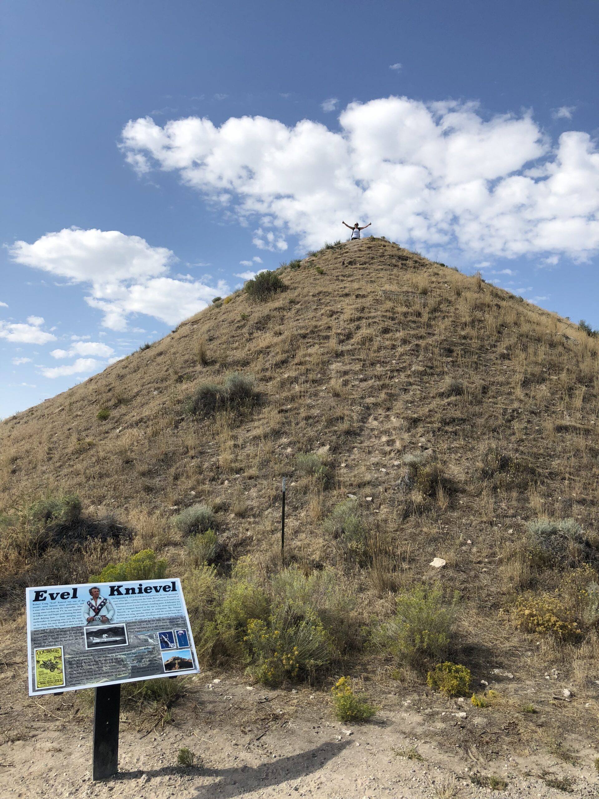 alt="me on top of the mound where Evel Knievel did his stunts"