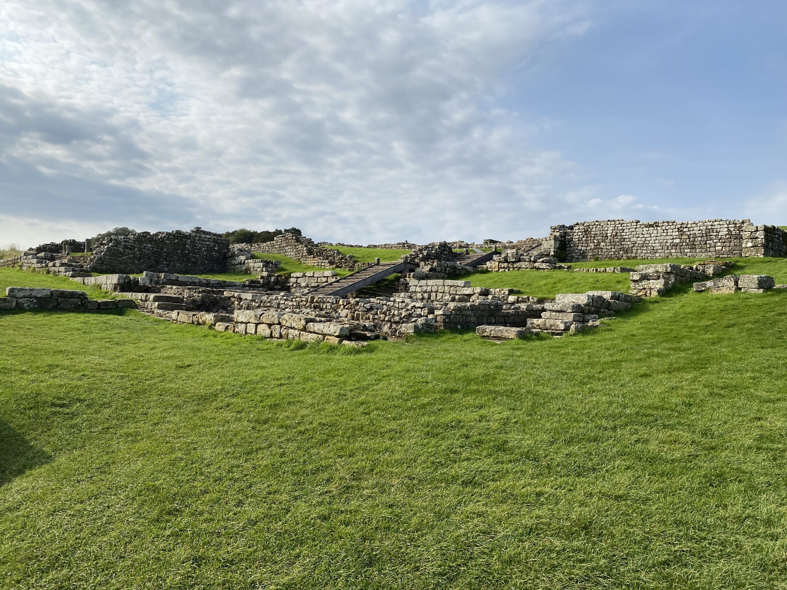 alt="old stone ruins"