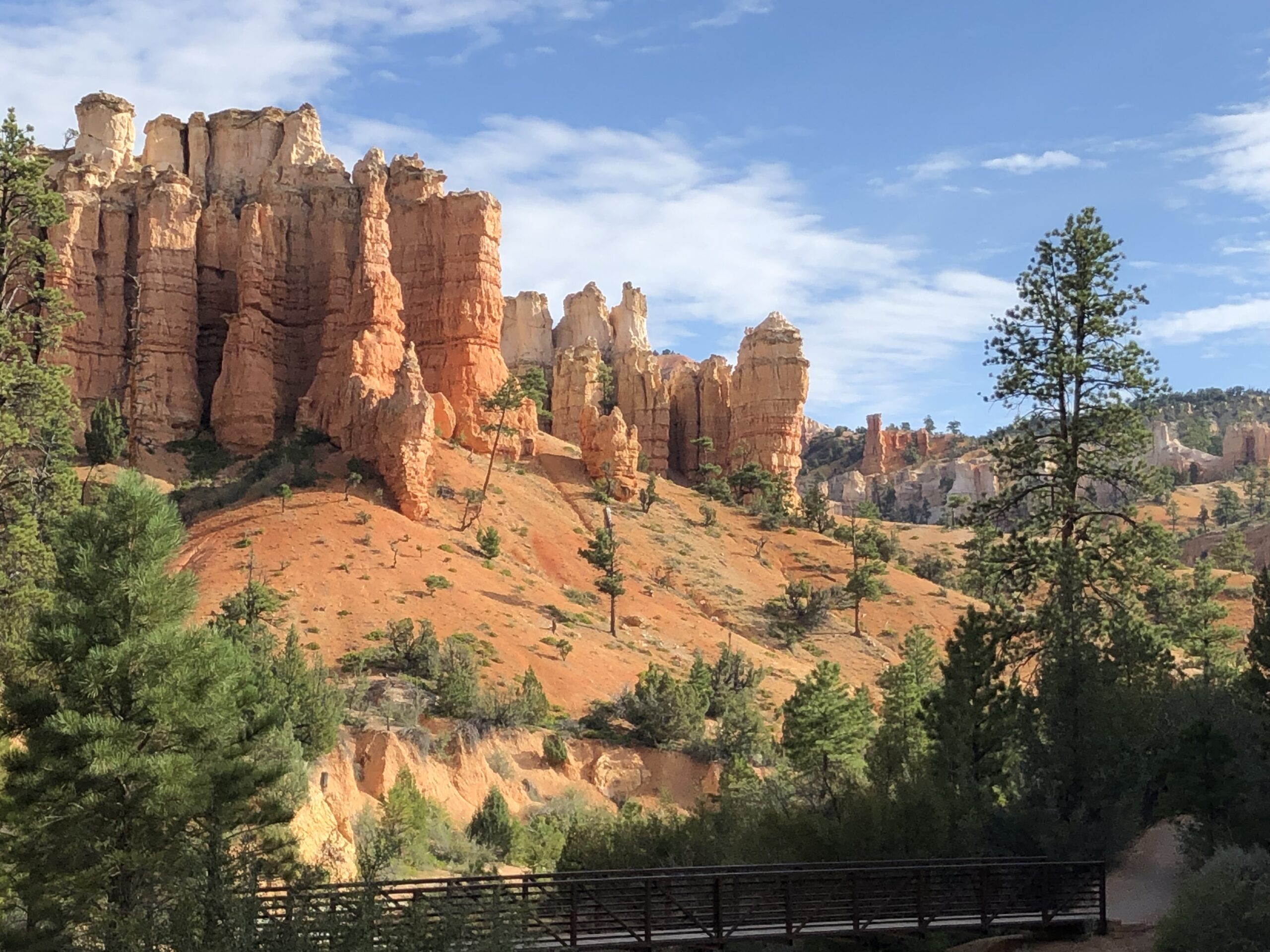 alt="hill with tall rock hodos"